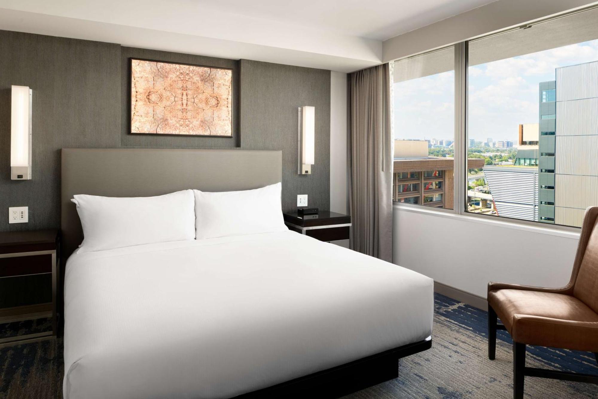 Hilton Washington Dc National Mall The Wharf Exterior photo